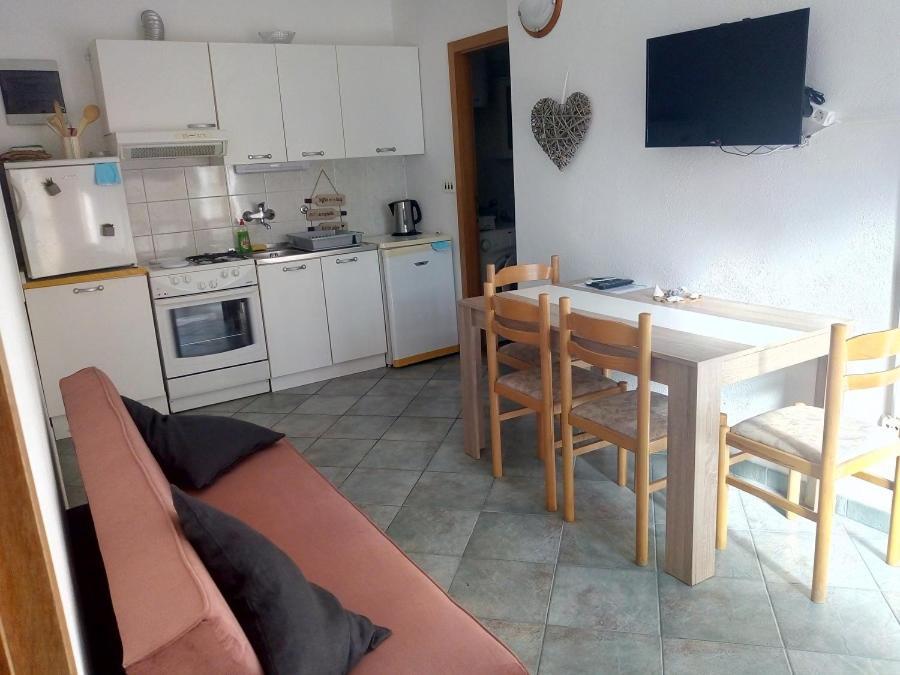 Apartmani Paulo 维斯 外观 照片