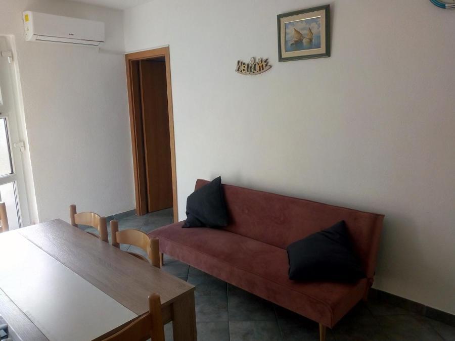 Apartmani Paulo 维斯 外观 照片