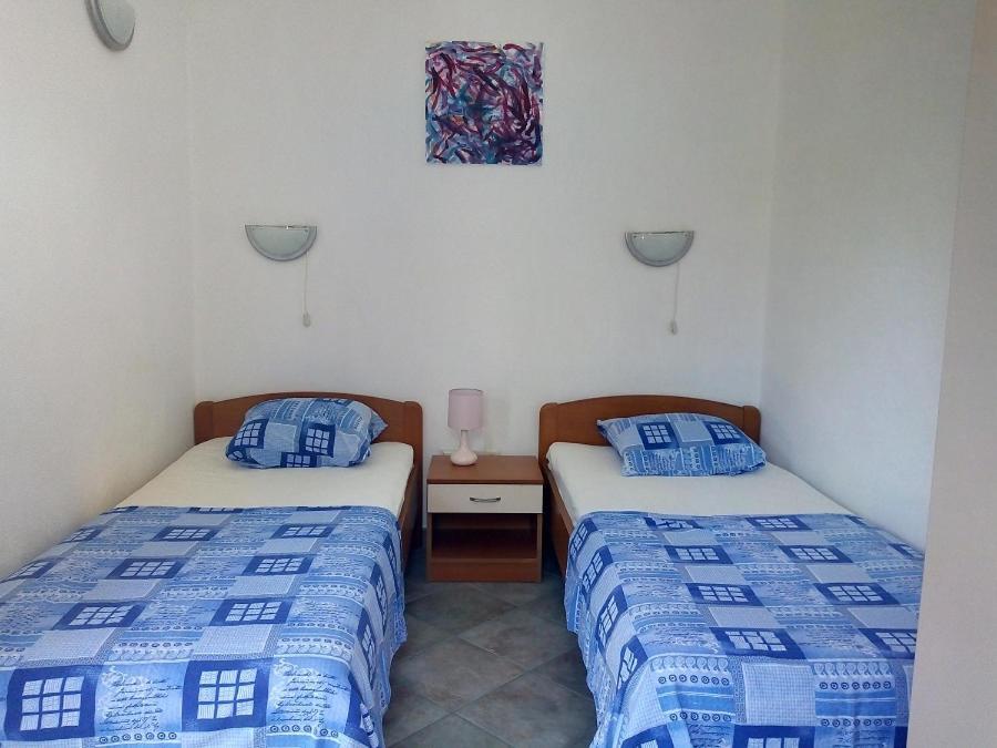 Apartmani Paulo 维斯 外观 照片